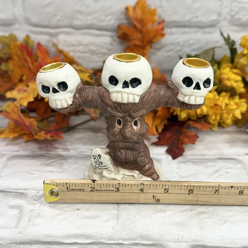 N/A halloween spooky
